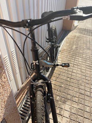 Bicicleta infantil negra