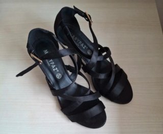 Sandalias Marypaz Tiras Elásticas Negras Talla 37