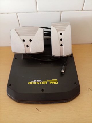 Volante Atomic Boxster Pro con pedaliera e scatola
