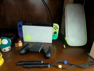 Nintendo Switch OLED Splatoon 3 Ed. Limitata