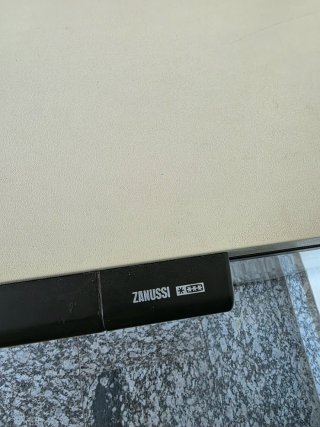 Congelador arcón Zanussi blanco