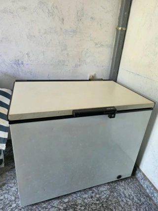 Congelador arcón Zanussi blanco
