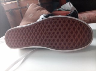Zapatillas Vans Negras y Blancas