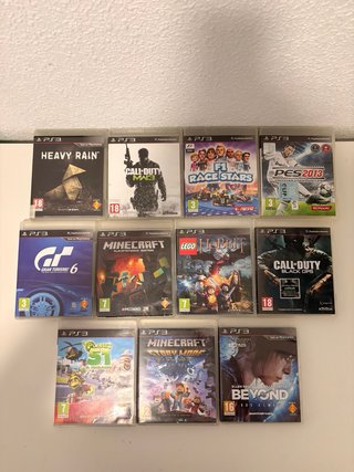 PlayStation 3 (PS3) con Juegos y Mandos