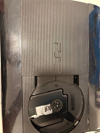 PlayStation 3 (PS3) con Juegos y Mandos