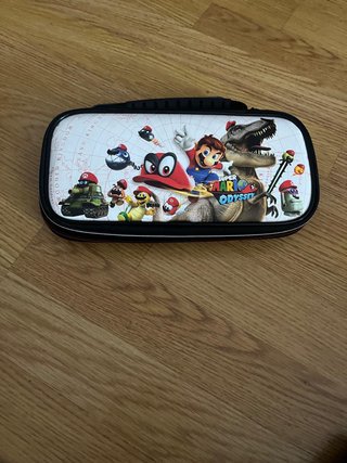 Funda y cartuchera Nintendo Switch