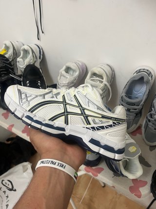 ASICS Gel Kayano 14 Talla 40 Blanco