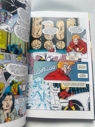 Flash: Carrera por la Humanidad DC Colección Héroe