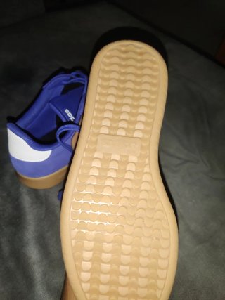 Zapatillas Adidas Azules y Blancas