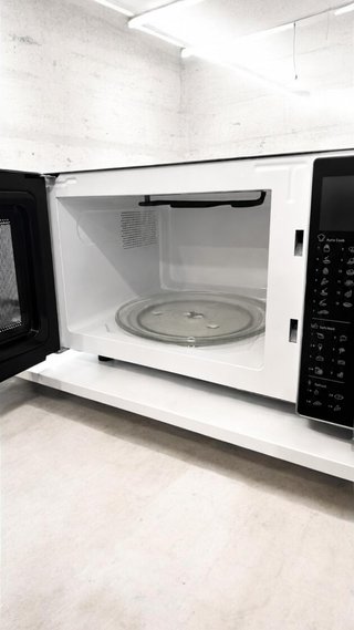 Microonde Whirlpool 30L Grill Autocook