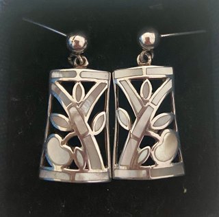 Pendientes Plata y Nácar Diseño Bambú