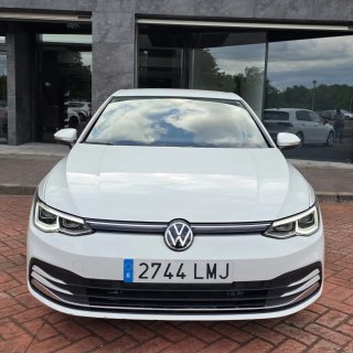 Volkswagen Golf 8 - VIII