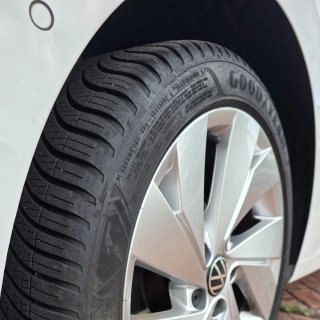 Volkswagen Golf 8 - VIII