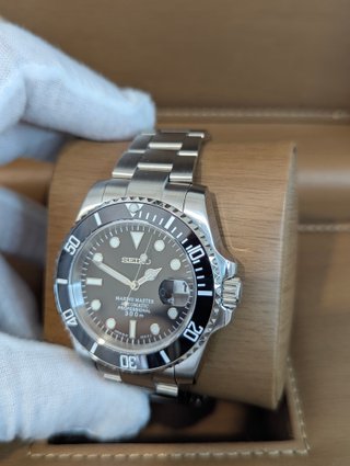 Reloj Seiko Mod Diver Negro y Blanco Automático