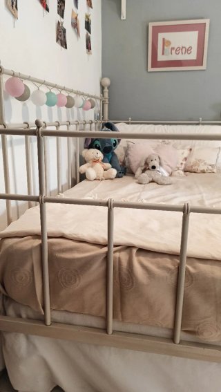 Cama forja+colchón+cajón madera con ruedas+volante