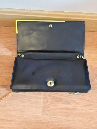Bolso de mano vintage negro dorado