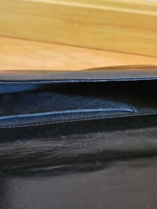 Bolso de mano vintage negro dorado