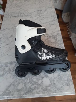 Patines Oxelo Negro y Blanco