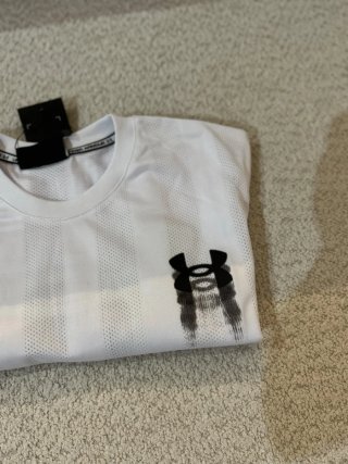 Conjunto Under Armour Camiseta y Pantalón Corto