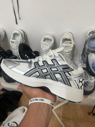 Zapatillas ASICS Gel-Kahanab Talla 41 Plata/Blanco