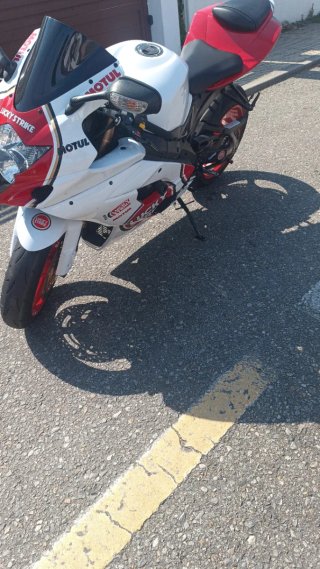 Suzuki GSXR 1000 K5 K6