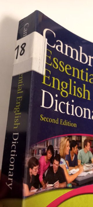 Cambridge Essential English Dictionary