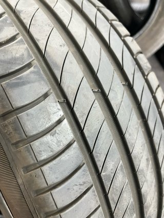 Neumático Michelin Primacy 4 225/45/17 del 2022