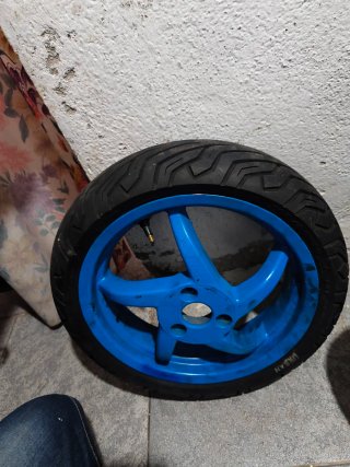 Ruedas Scooter Aprilia SR 50cc (2 unidades)
