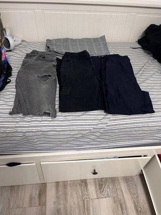 Pantalones grises y azules para arreglar