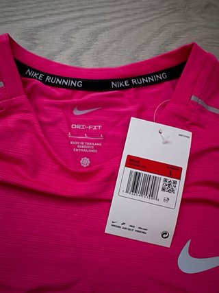 Conjunto deportivo Nike rosa
