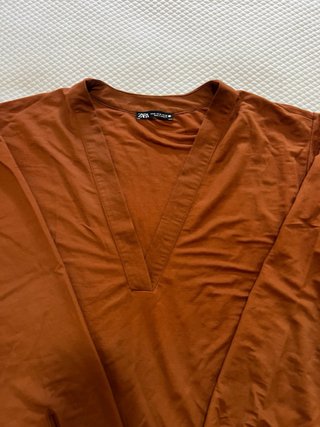 Camisa Zara manga larga cuello pico