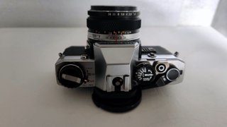 Olympus OM 10 + Objetivo Zuiko 50mm 1,8