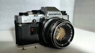 Olympus OM 10 + Objetivo Zuiko 50mm 1,8