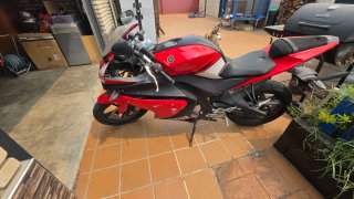 Yamaha YZF R125 Roja
