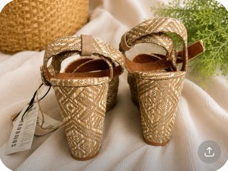 Sandalias cuña 38