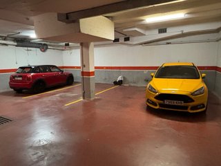 Se vende parking doble en el centro de Matadepera