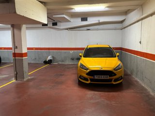 Se vende parking doble en el centro de Matadepera
