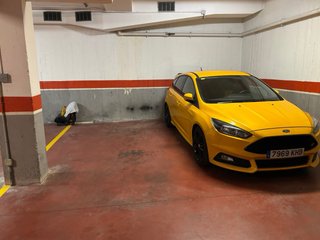 Se vende parking doble en el centro de Matadepera