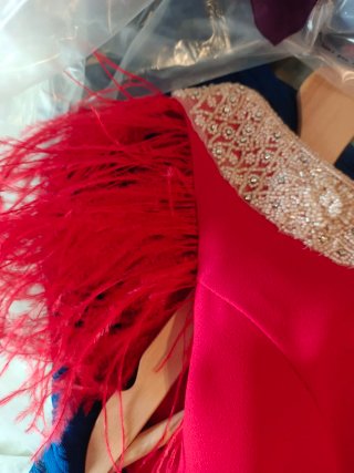 Vestido de fiesta rojo de alta confección