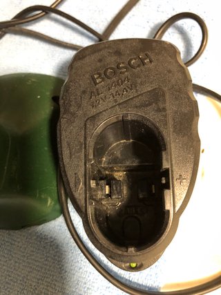 Taladro Bosch con Batería y Cargador