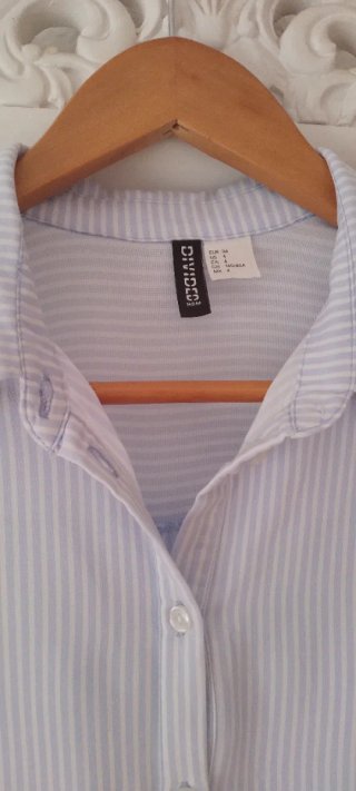 Blusa H&M sin mangas rayas azul y blanco