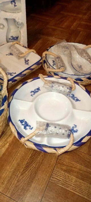 Juego de cerámica azul y blanco