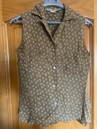 Conjunto blusa y falda estampado