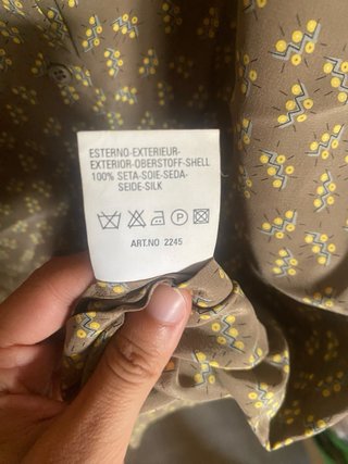 Conjunto blusa y falda estampado
