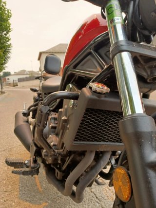 Honda Rebel 500 Negra/Roja