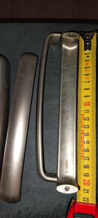 Tiradores de metal para muebles
