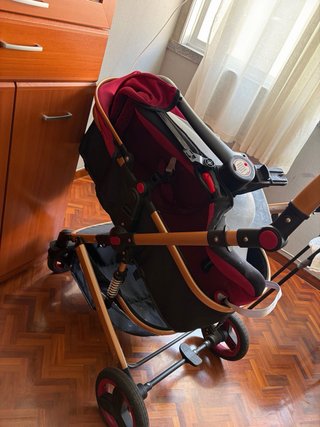 Carrito de bebé con silla de coche