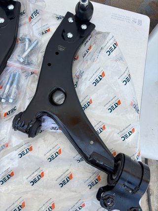 BRAZOS DE SUSPENSION FOCUS CMAX