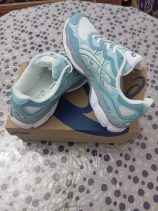 Asics Gel NYC Talla 41.5