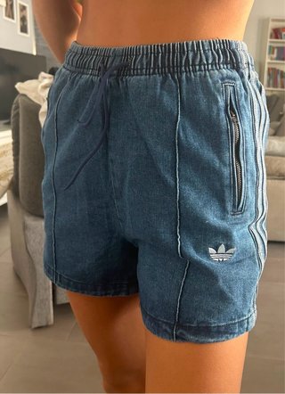 Pantalón corto vaquero Adidas azul Talla XS